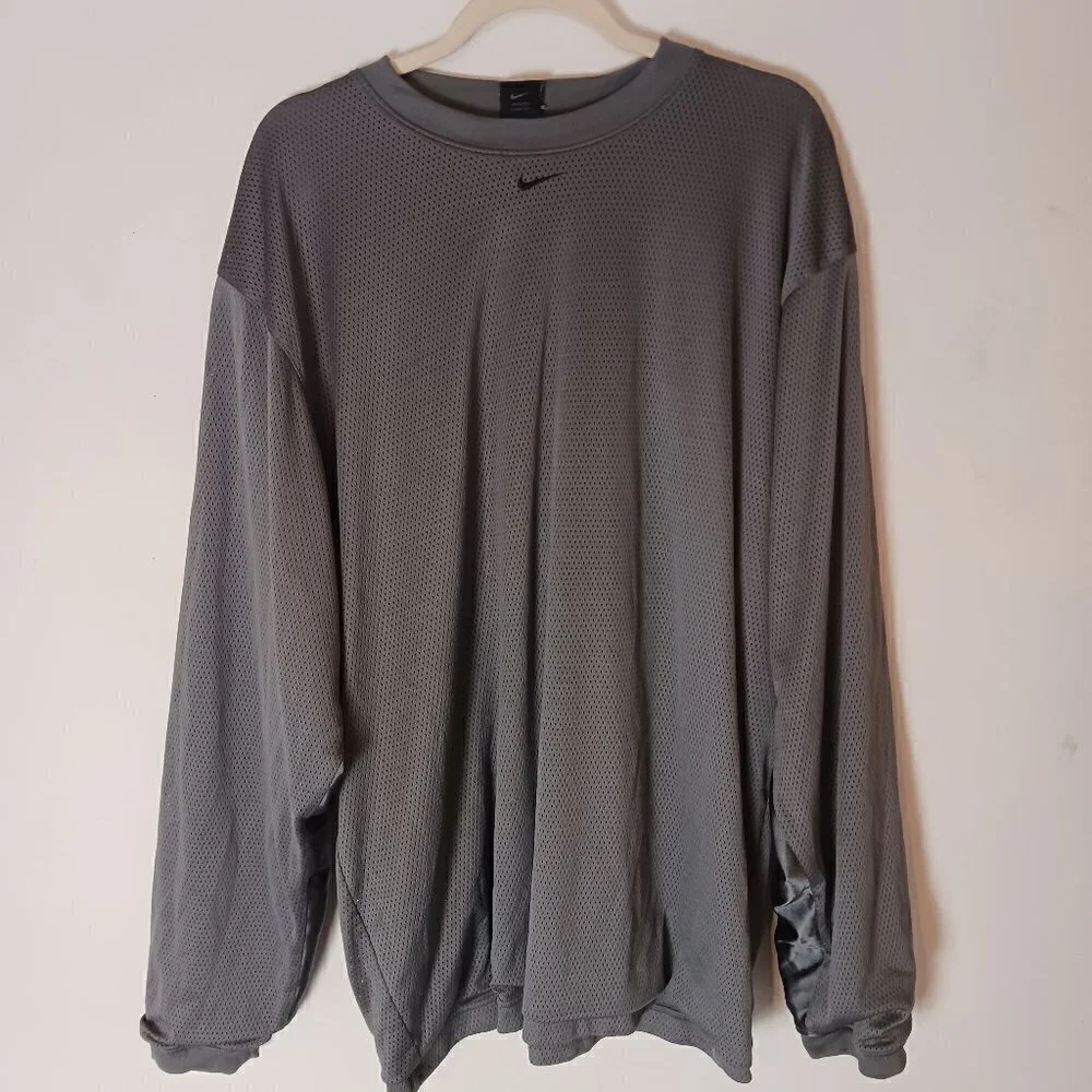 Nike Mixed Fabric Activewear Top Men's size XXL Gray & Black Long Sleeve